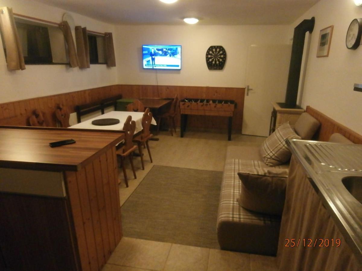 Apartman Aya Janov nad Nisou Buitenkant foto